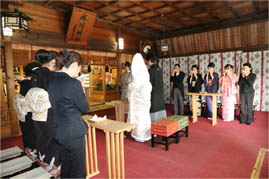 写真: 鳩ヶ谷総鎮守氷川神社での神前挙式の様子2
